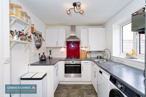 Kitchen/Diner- click for photo gallery